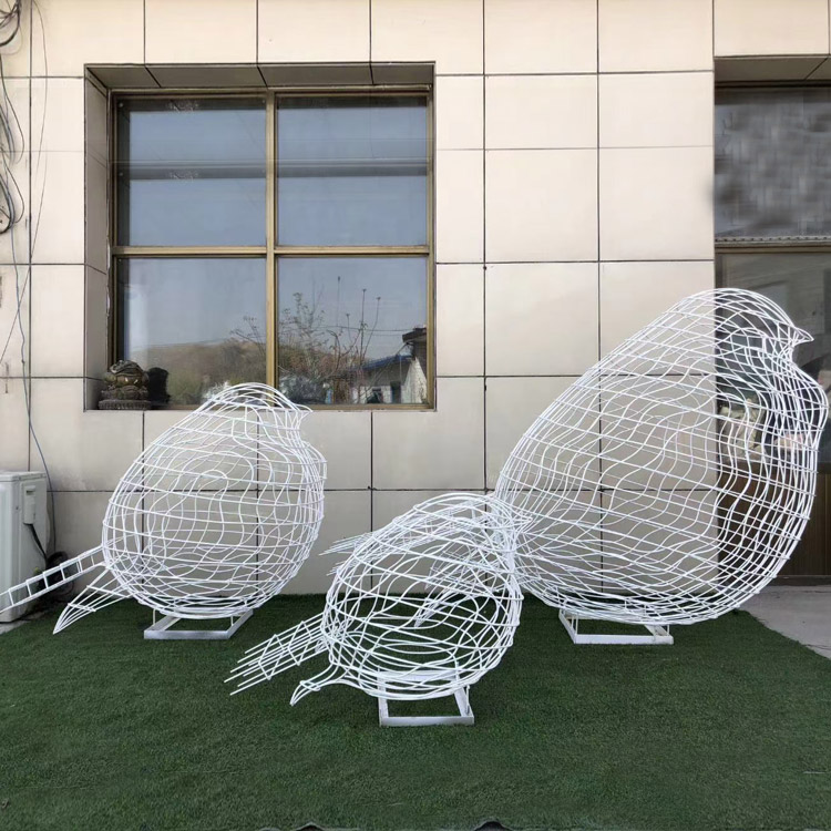 鐵藝不銹鋼鏤空鳥雕塑(圖2)